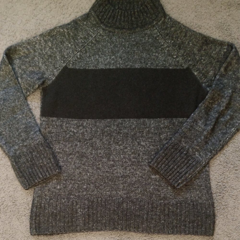 NWOT H&M Men Turtleneck Sweater Dark Gray & Black